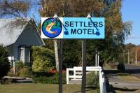 Settlers Motel Turangi image 1