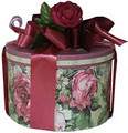 Creative Gift Baskets Boxes and Flowers logo