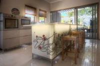 Kitchens by Glen Johns image 1