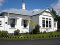 Bunkdown Lodge Backpackers logo